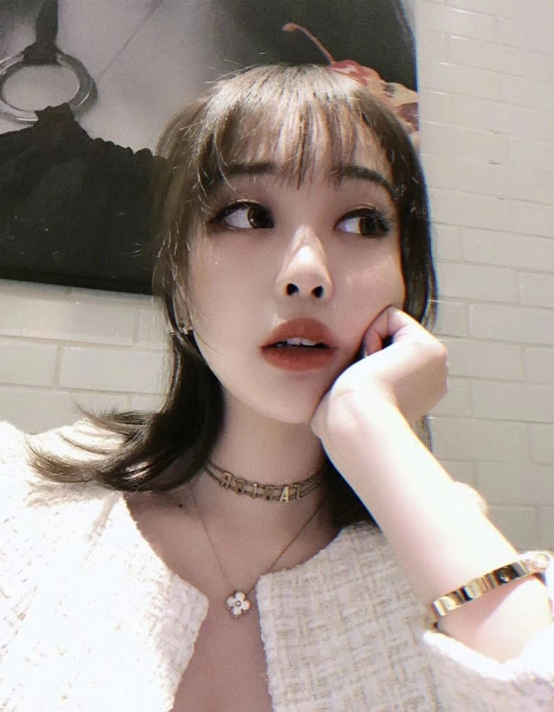Christian Dior Necklaces Stylish 235242