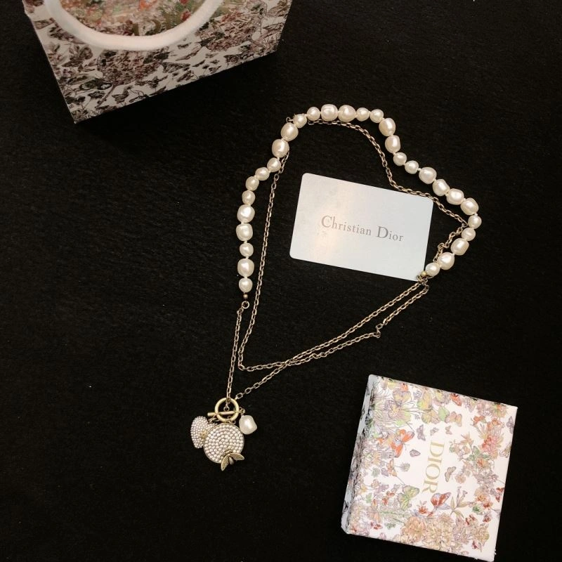 Bright Christian Dior Necklaces 235255