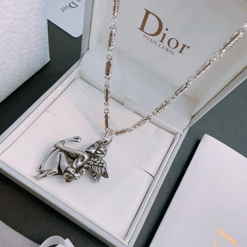 ZipUp Christian Dior Necklaces 235241