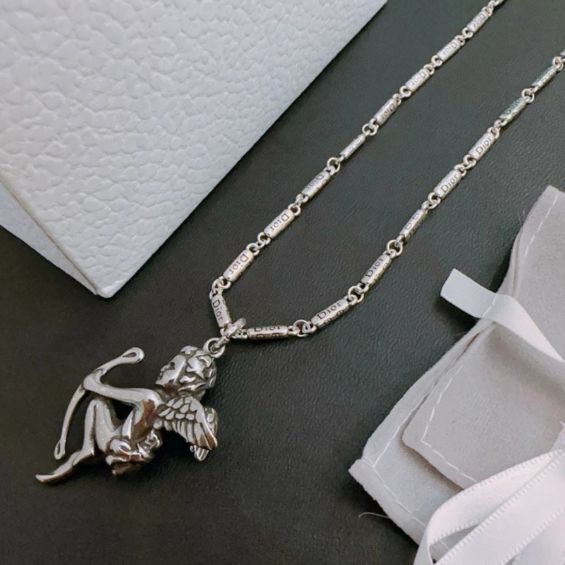 ZipUp Christian Dior Necklaces 235241