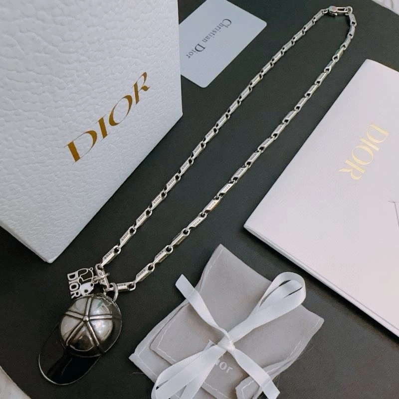 Christian Dior Necklaces Flexible 235256