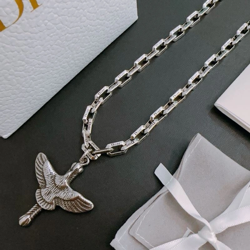 Christian Dior Necklaces OnTrend 235304