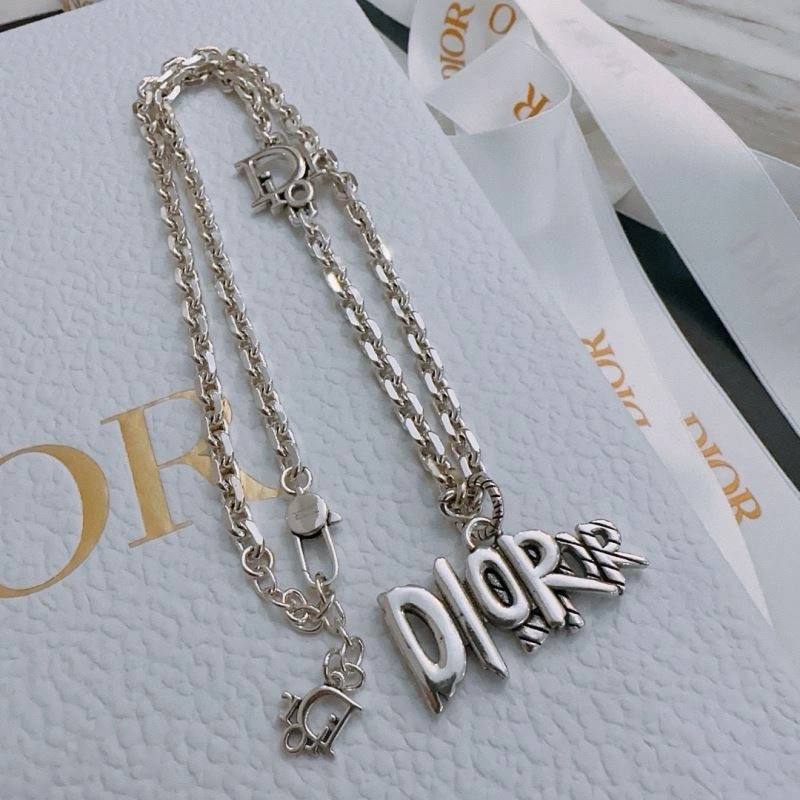 Unique Christian Dior Necklaces 235310