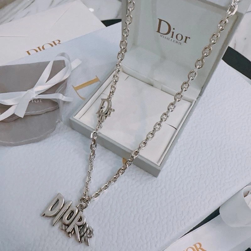 Unique Christian Dior Necklaces 235310
