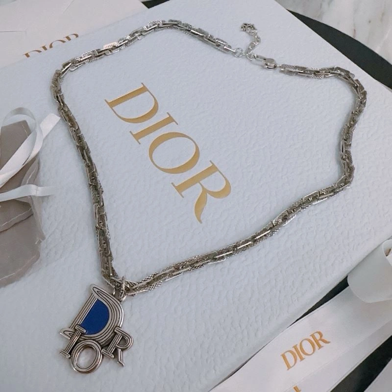 Stretchable Christian Dior Necklaces 235218