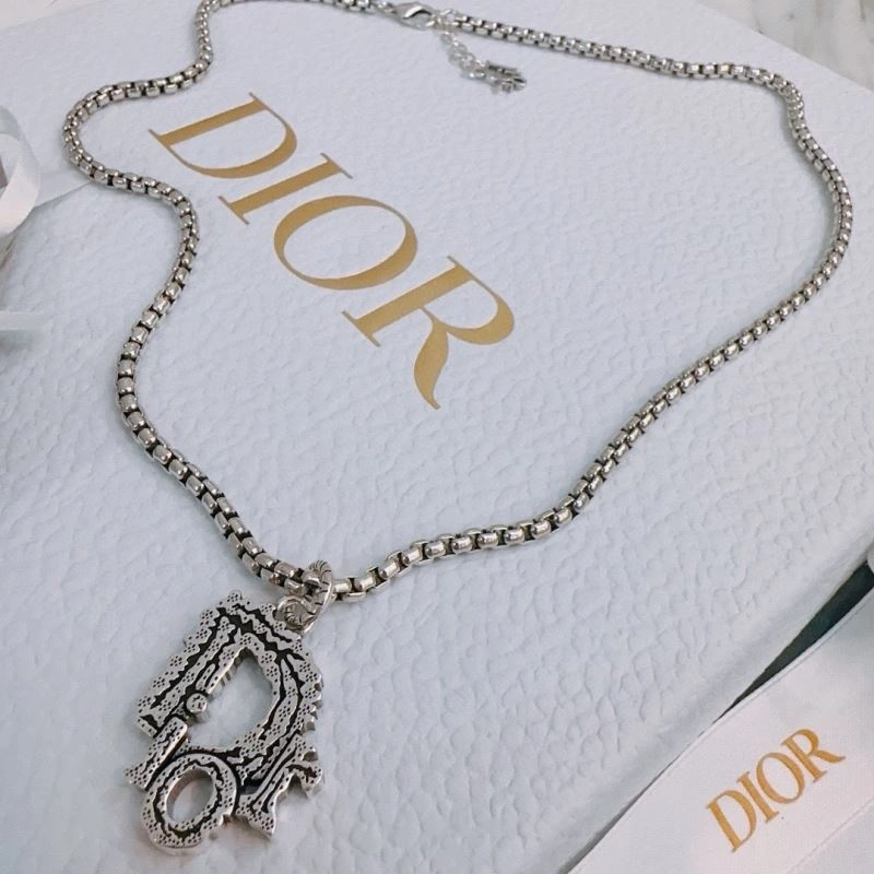 ZipUp Christian Dior Necklaces 235237