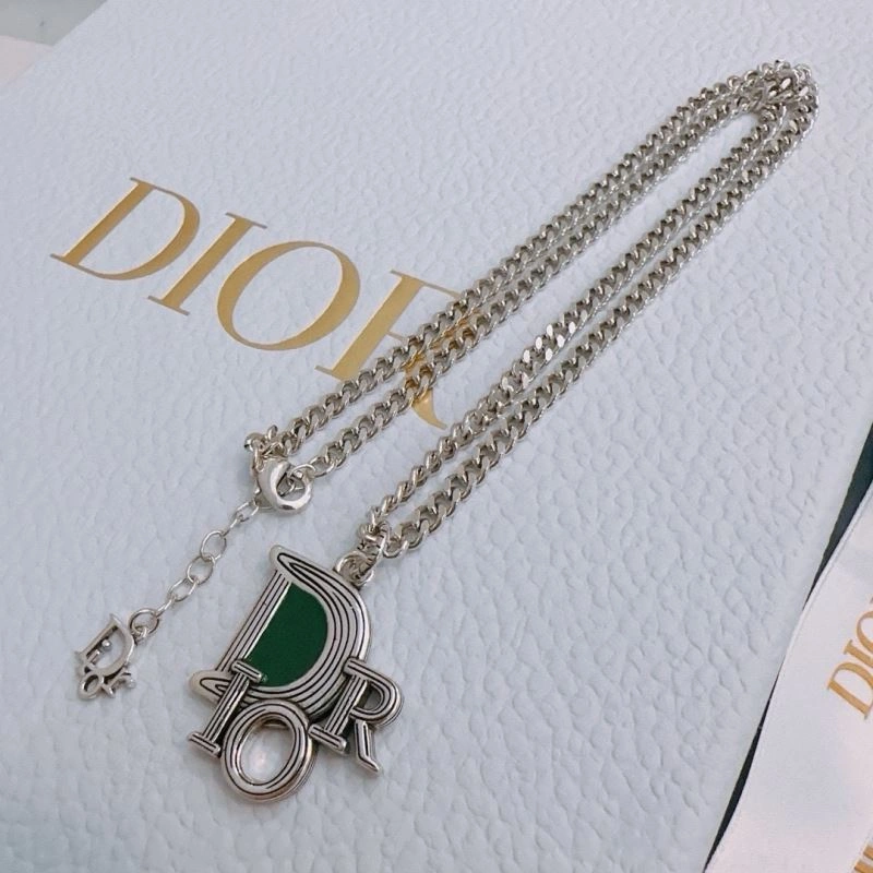 Soft Christian Dior Necklaces 235235