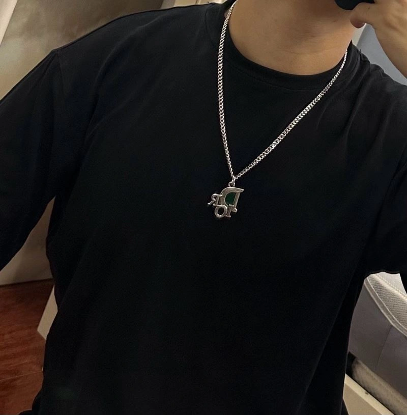 Soft Christian Dior Necklaces 235235