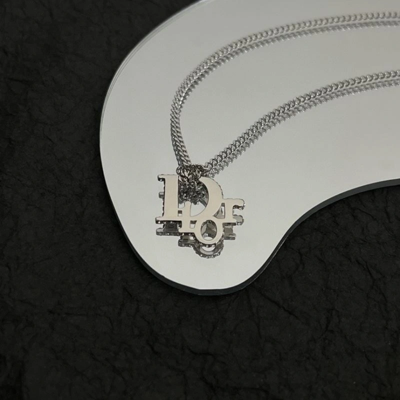 Christian Dior Necklaces UrbanChic 235223