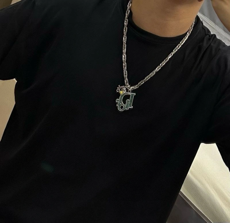 Practical Christian Dior Necklaces 235280
