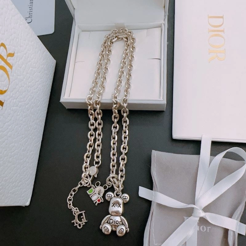 Christian Dior Necklaces Durable 235210