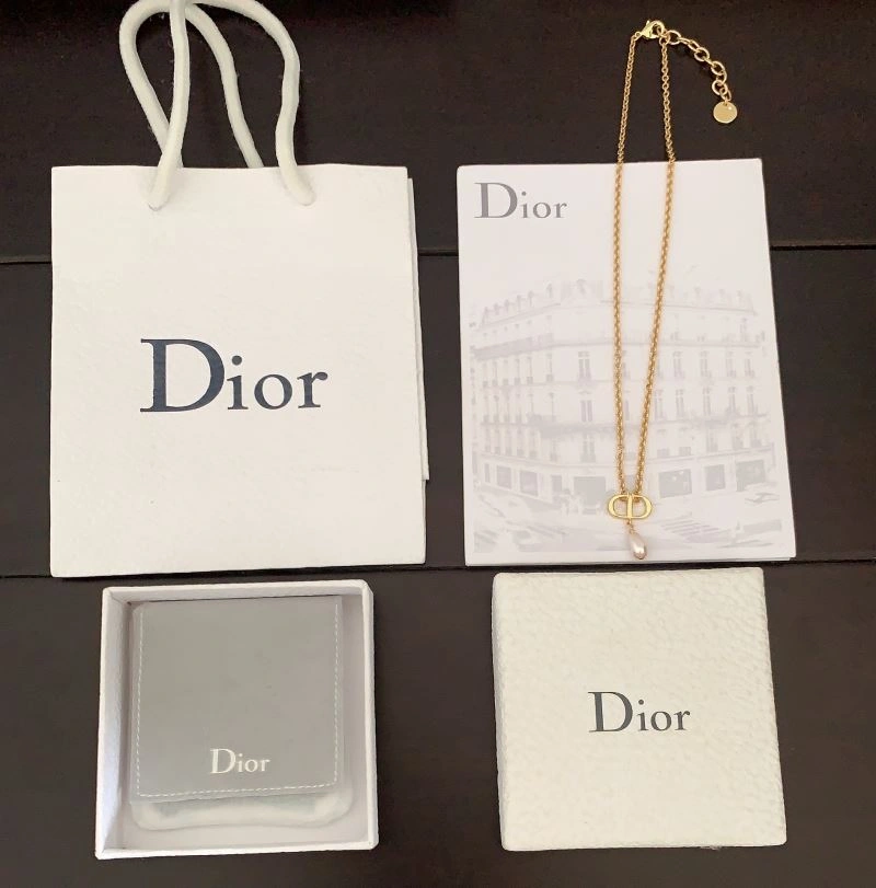 Sporty Christian Dior Necklaces 235198
