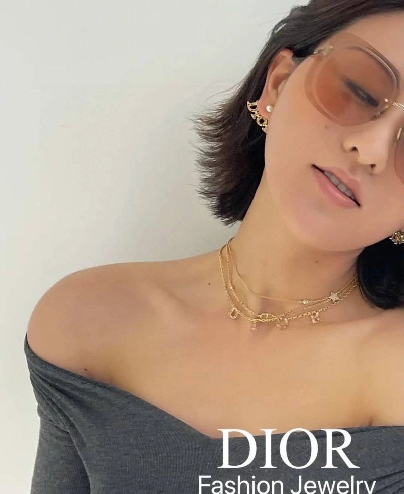Breathable Christian Dior Necklaces 235203