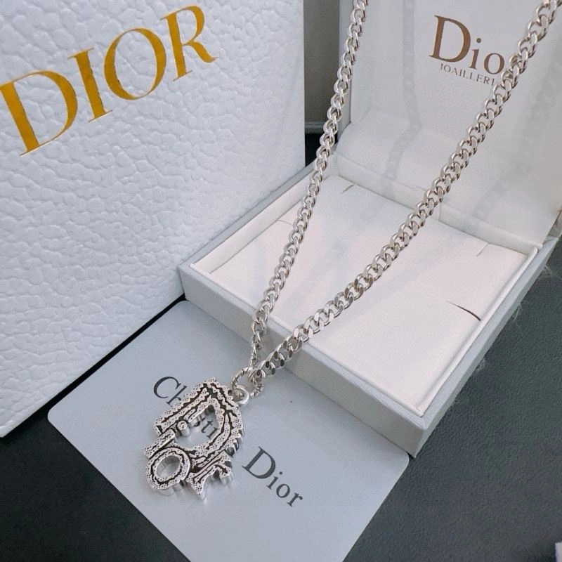 Christian Dior Necklaces TechFriendly 235189