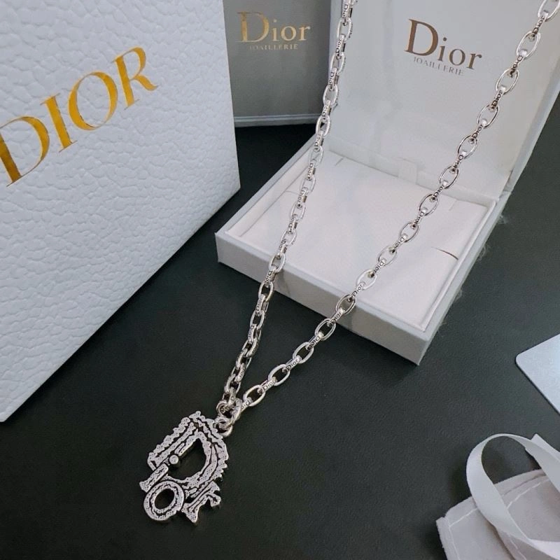 Breathable Christian Dior Necklaces 235191