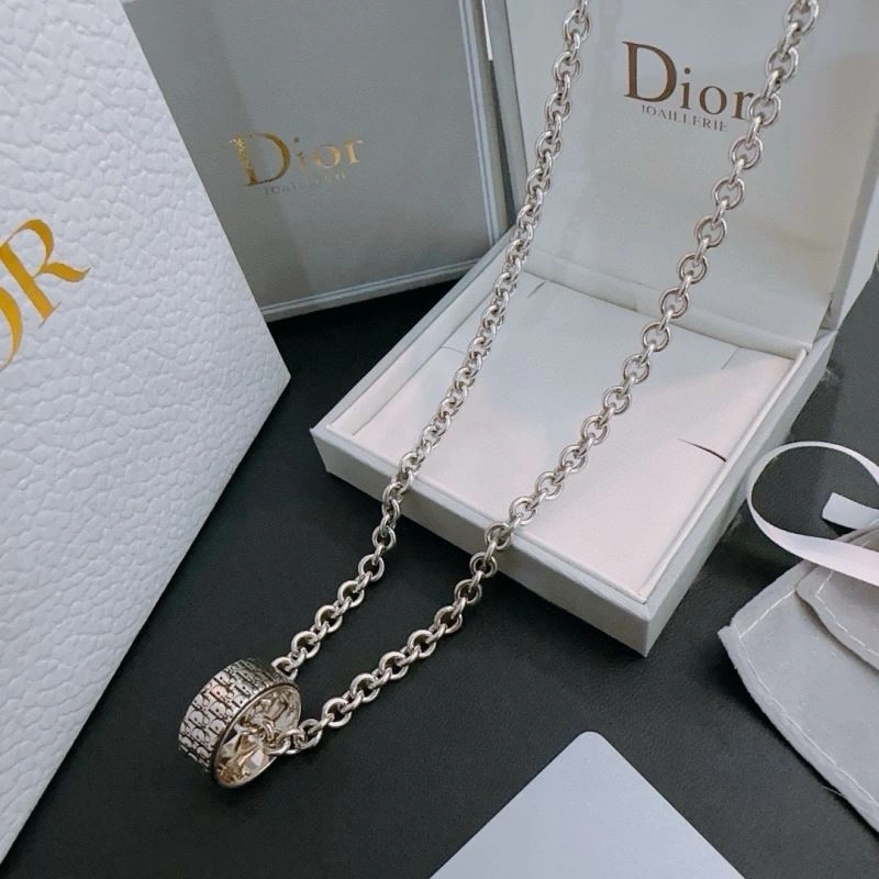 Christian Dior Necklaces Reliable 235193