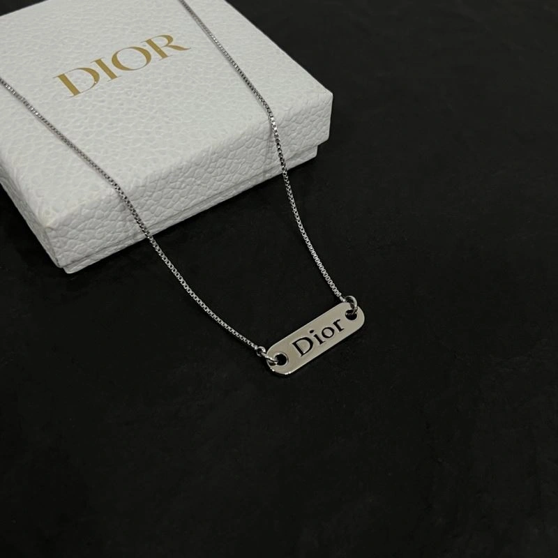 Christian Dior Necklaces Timeless 235262