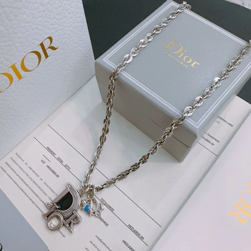 Fashionable Christian Dior Necklaces 235181