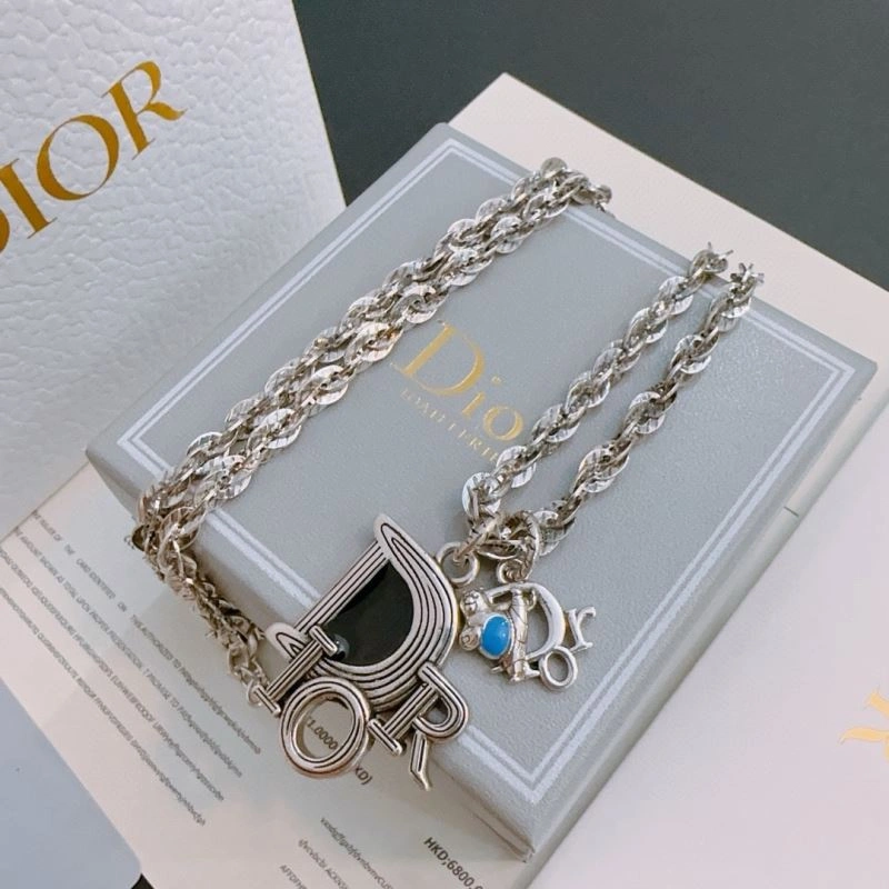 Fashionable Christian Dior Necklaces 235181