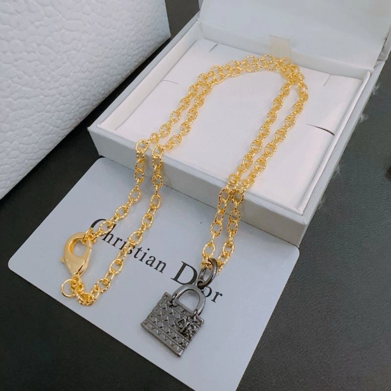 Christian Dior Necklaces Practical 234857