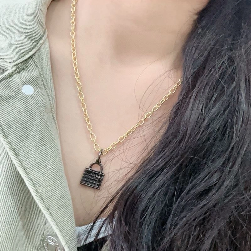 Christian Dior Necklaces Practical 234857