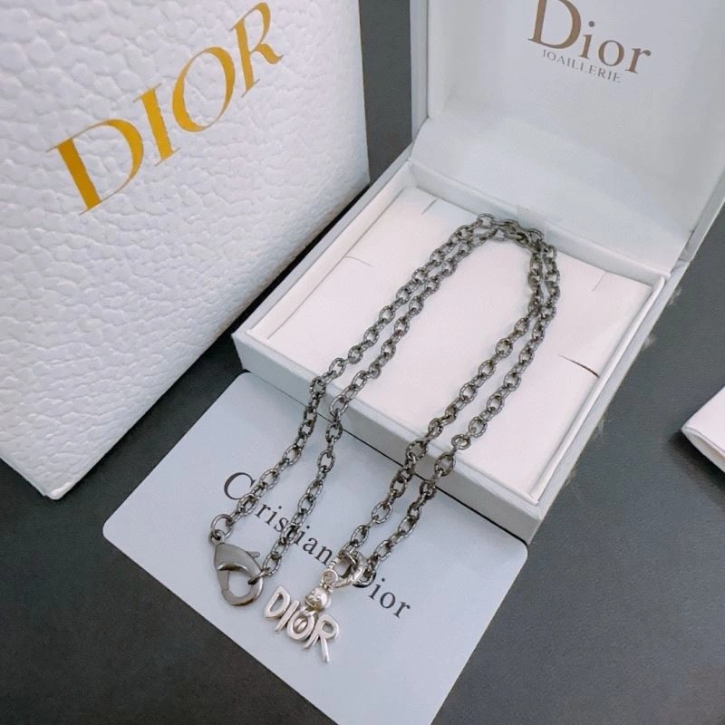 Packable Christian Dior Necklaces 234911
