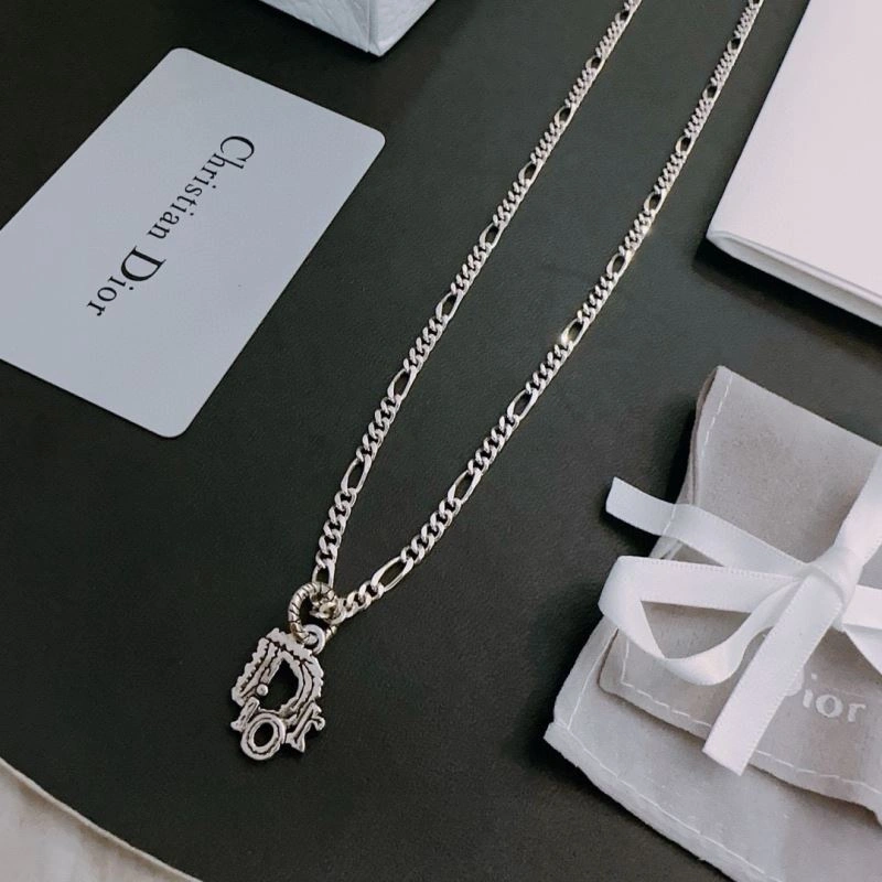 Cozy Christian Dior Necklaces 234842