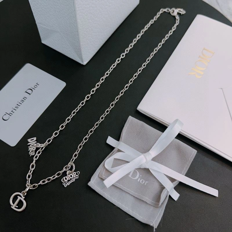 Christian Dior Necklaces Soft 234836