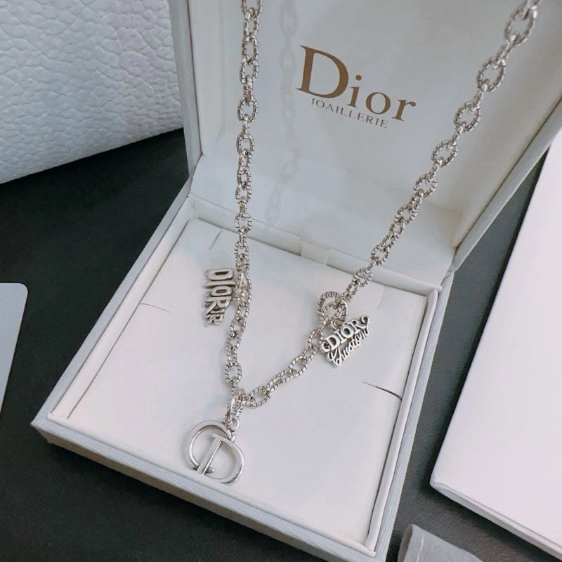 Christian Dior Necklaces Soft 234836