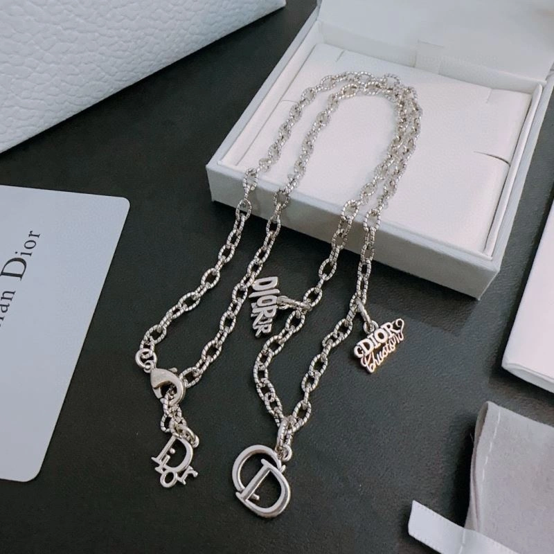 Christian Dior Necklaces Soft 234836