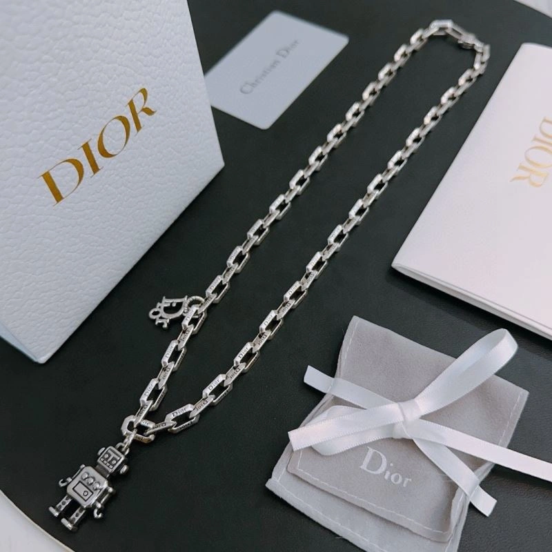 Classic Christian Dior Necklaces 234834
