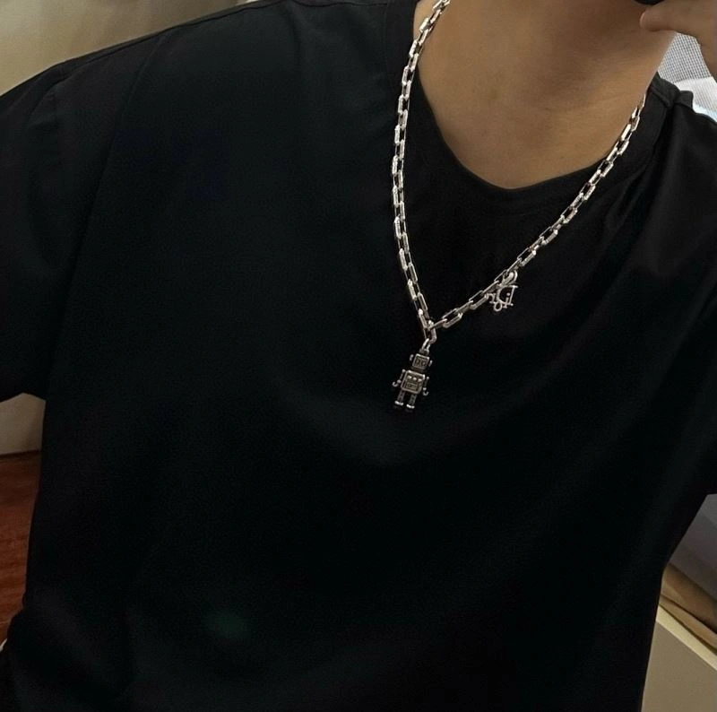 Classic Christian Dior Necklaces 234834