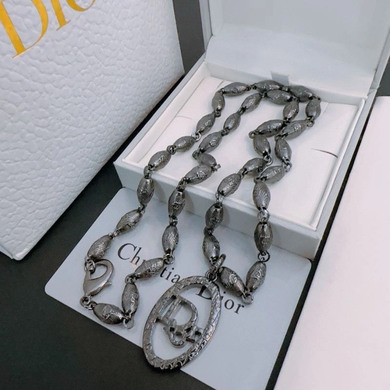 HighPerformance Christian Dior Necklaces 234847