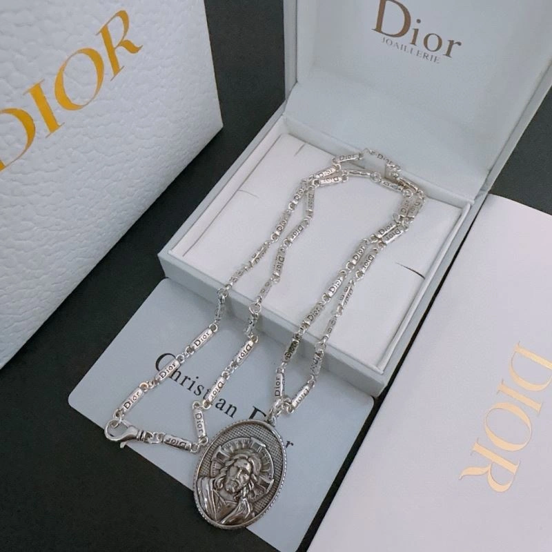 Unisex Christian Dior Necklaces 234832