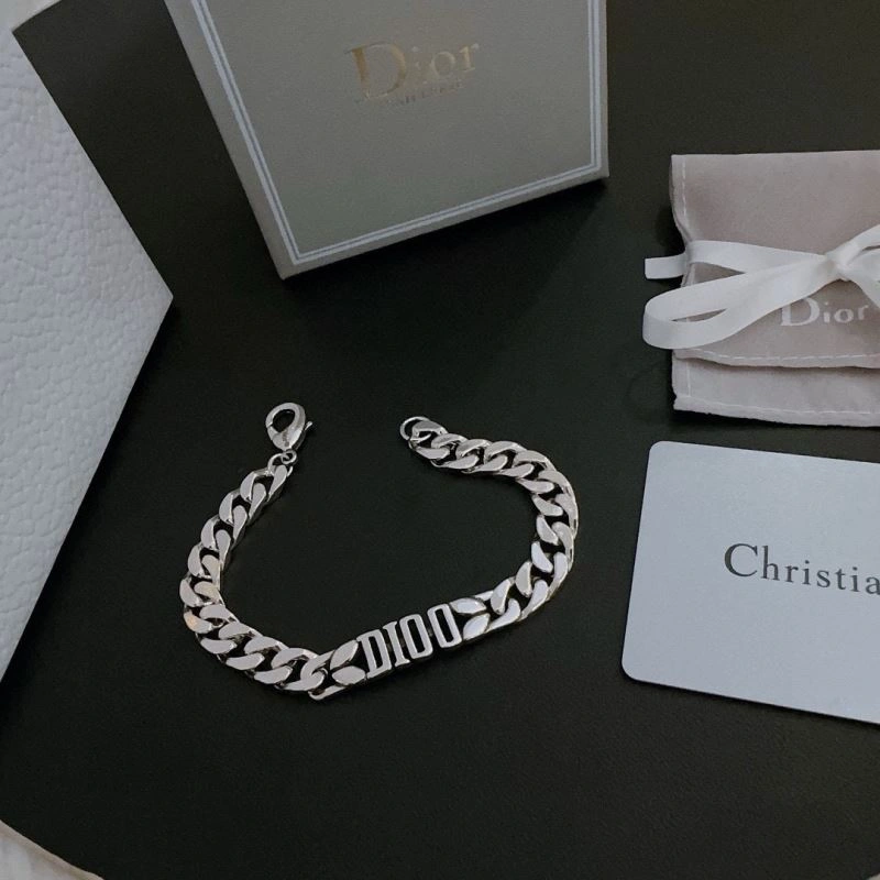 Christian Dior Necklaces Effortless 234849