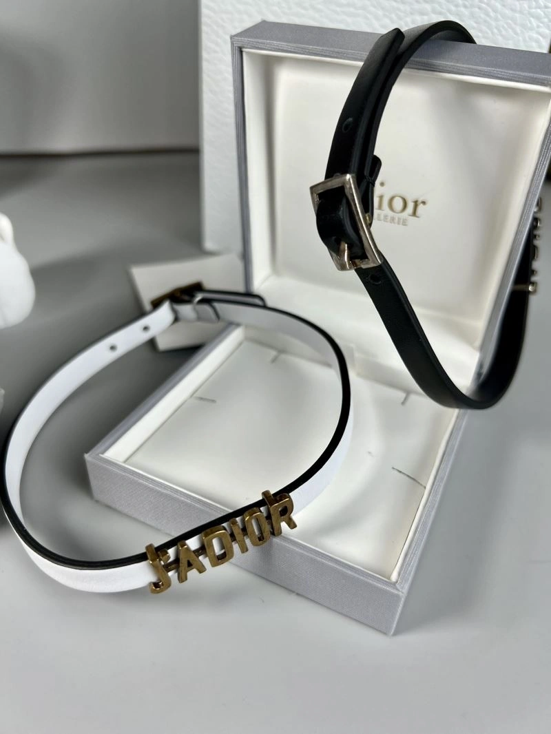 Christian Dior Necklaces Modern 234828