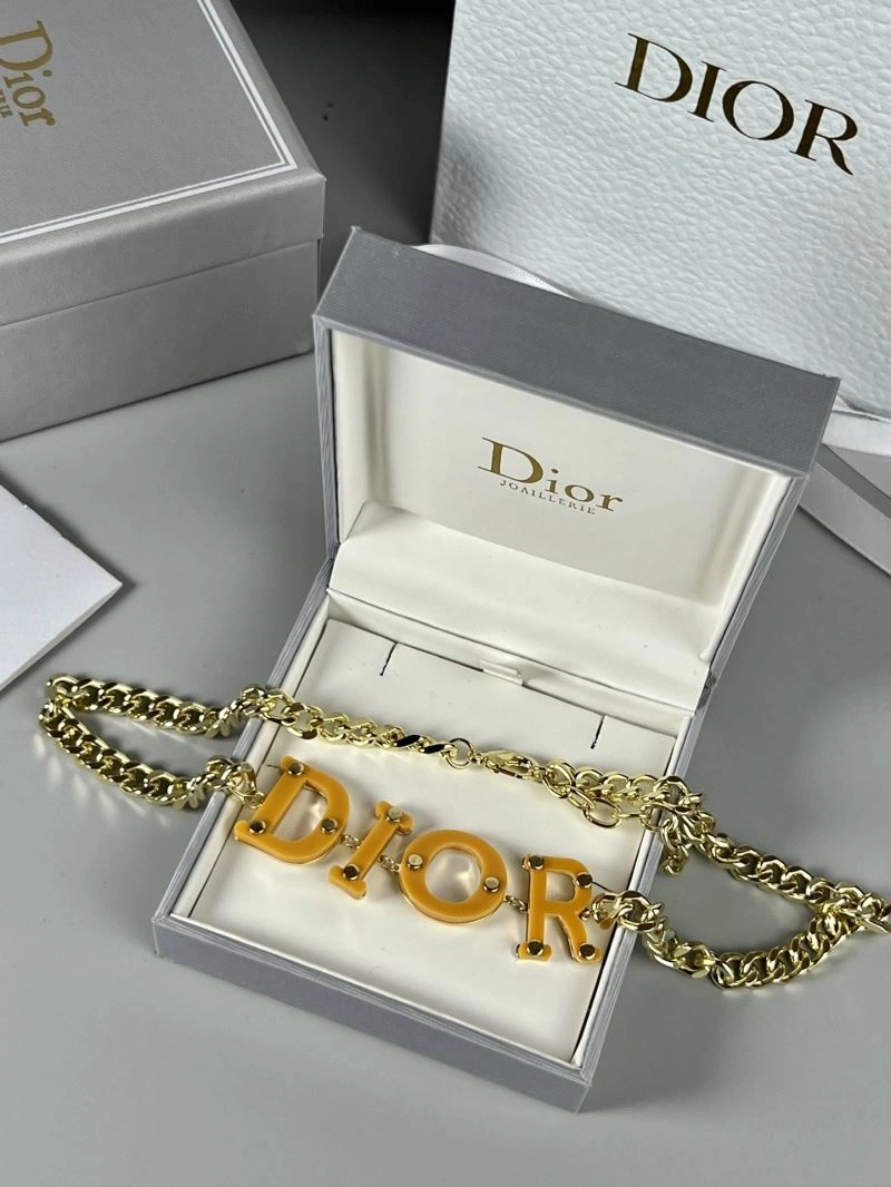 Durable Christian Dior Necklaces 234820