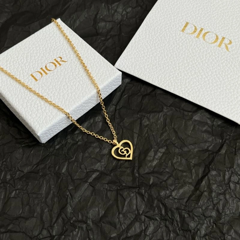 Stylish Christian Dior Necklaces 234814