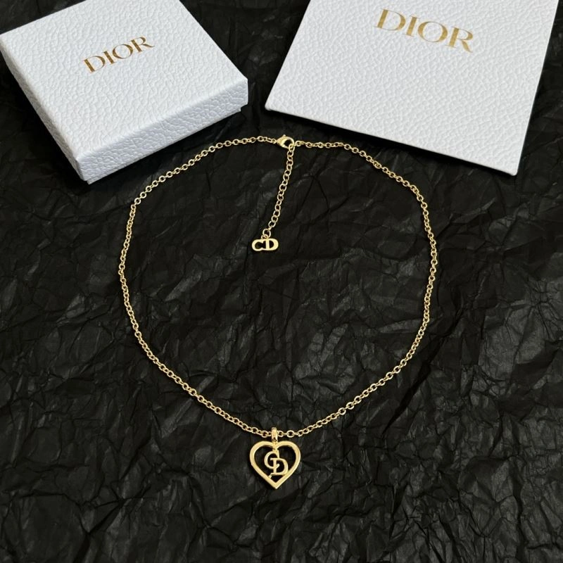 Stylish Christian Dior Necklaces 234814