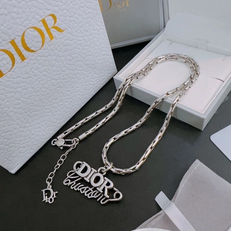 Stylish Christian Dior Necklaces 234818
