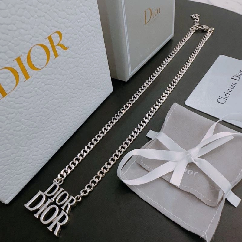 Christian Dior Necklaces Attractive 234812