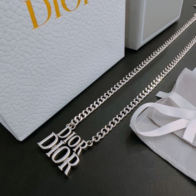 Christian Dior Necklaces Attractive 234812