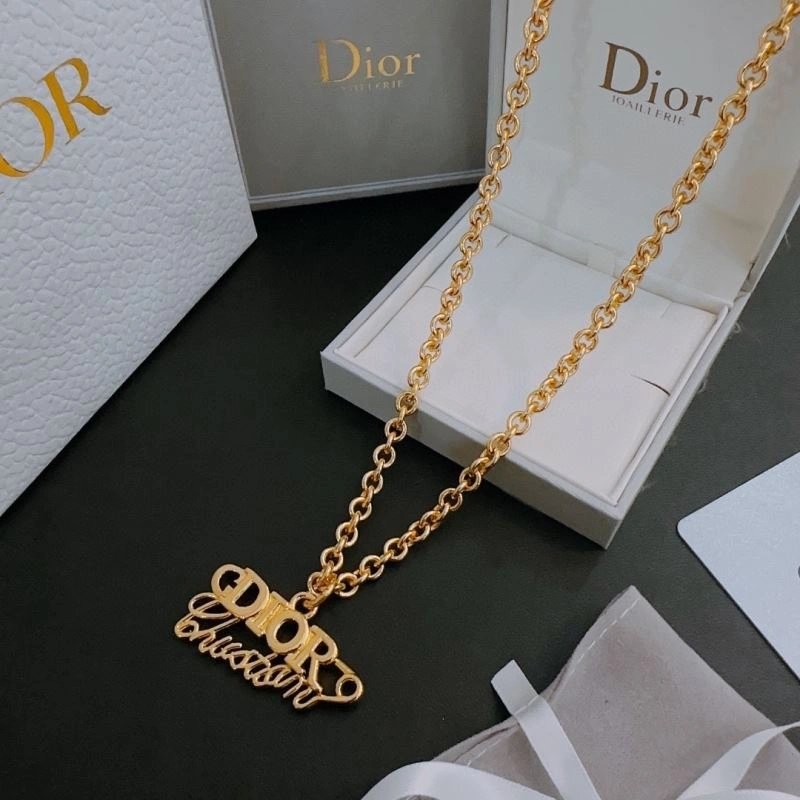 QuickDry Christian Dior Necklaces 234807