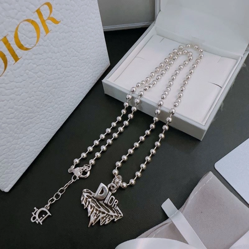 Christian Dior Necklaces DailyWear 234809