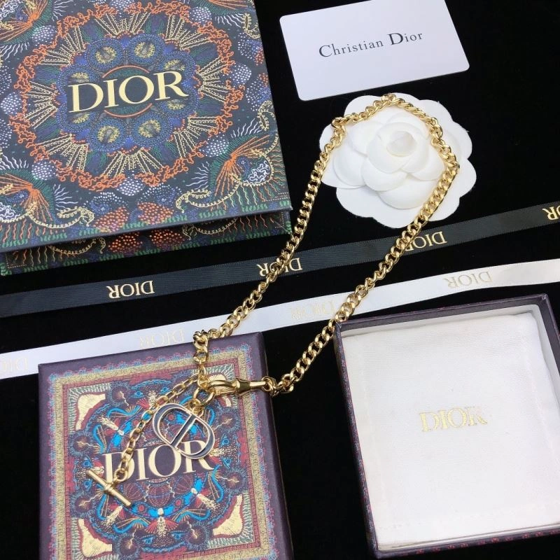 TravelReady Christian Dior Necklaces 234804