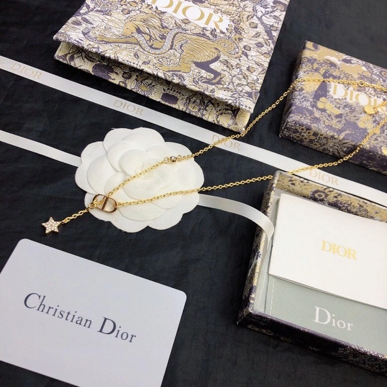 HighPerformance Christian Dior Necklaces 234806