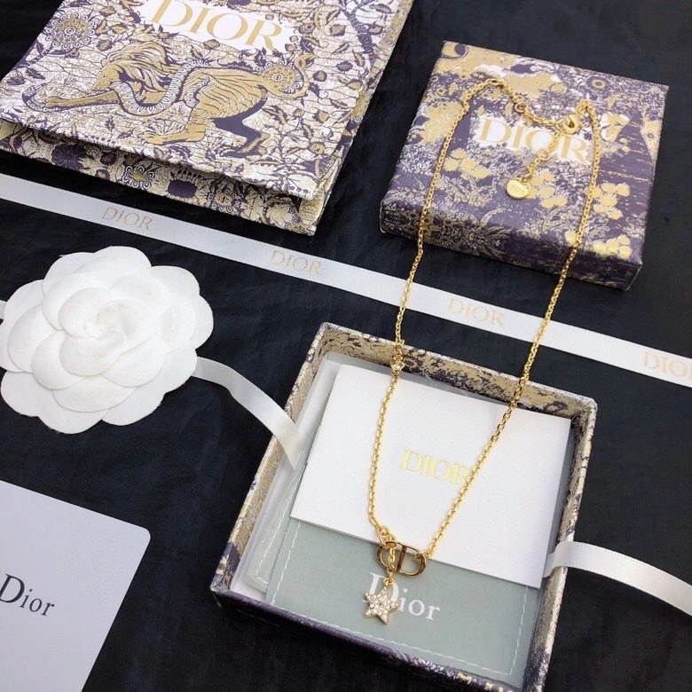 HighPerformance Christian Dior Necklaces 234806