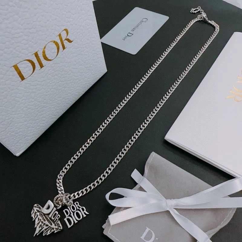 Stylish Christian Dior Necklaces 234833