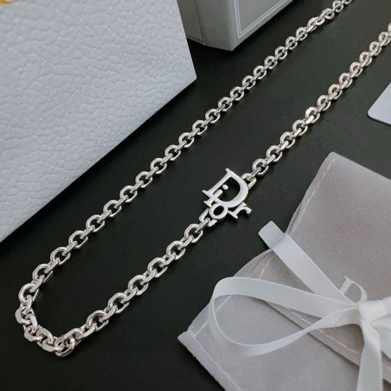 Christian Dior Necklaces Cozy 234822