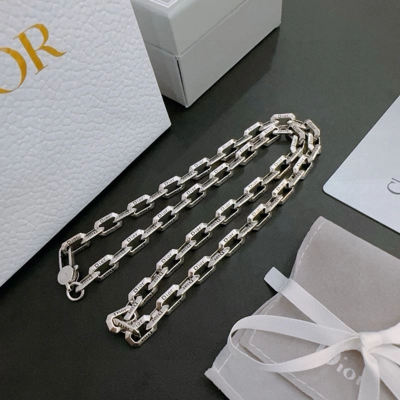 RelaxedFit Christian Dior Necklaces 234854